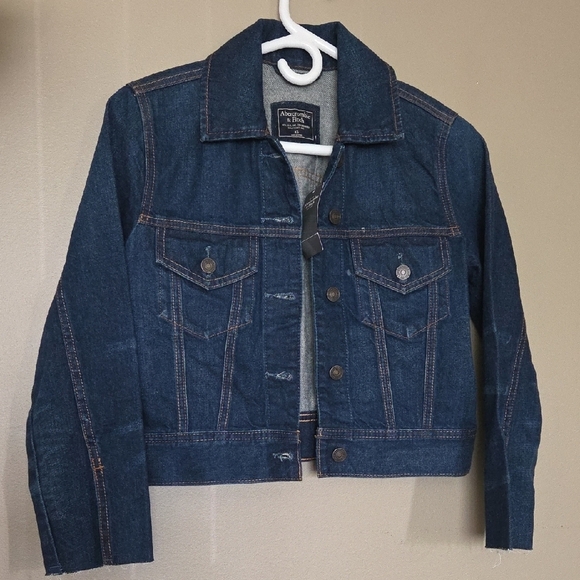 NWT Abercrombie & Fitch Blue Denim Cropped Jacket Size XS - Picture 1 of 4